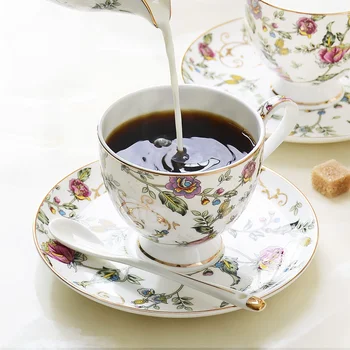 Костяной Фарфор, Кофейная Чашка и тарелка из Пномпеня, Европейский Набор для Завтрака, Чашка и тарелка из Английского Цветочного Чая, Послеобеденный Чайный Сервиз